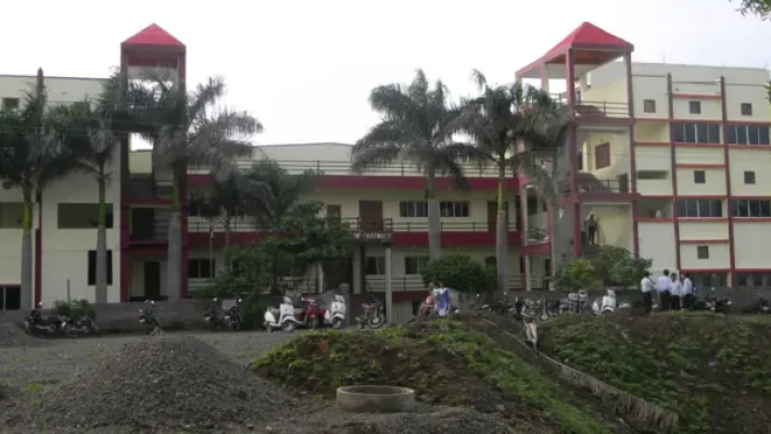 SGSPS Institute of Pharmacy Akola campus
