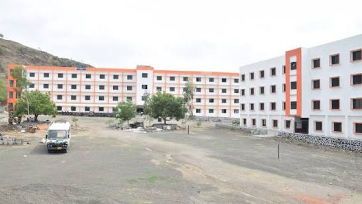 Rajesh Bhaiyya Tope College of B Pharmacy Nipani campus